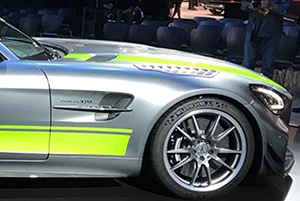 фото обновленный Mercedes-AMG